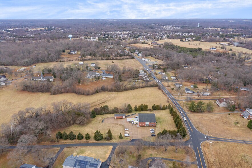 More Photos Of 20 McCarty Rd, Fredericksburg Industrial For Sale