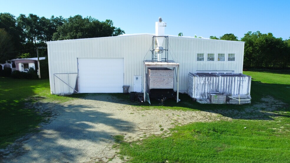 More Photos Of 7800 County Road 24, Fairhope Showroom For Sale