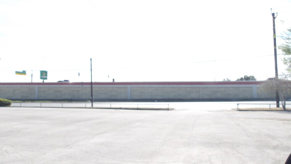 More Photos Of 2803 Expressway 83, Harlingen Land For Sale