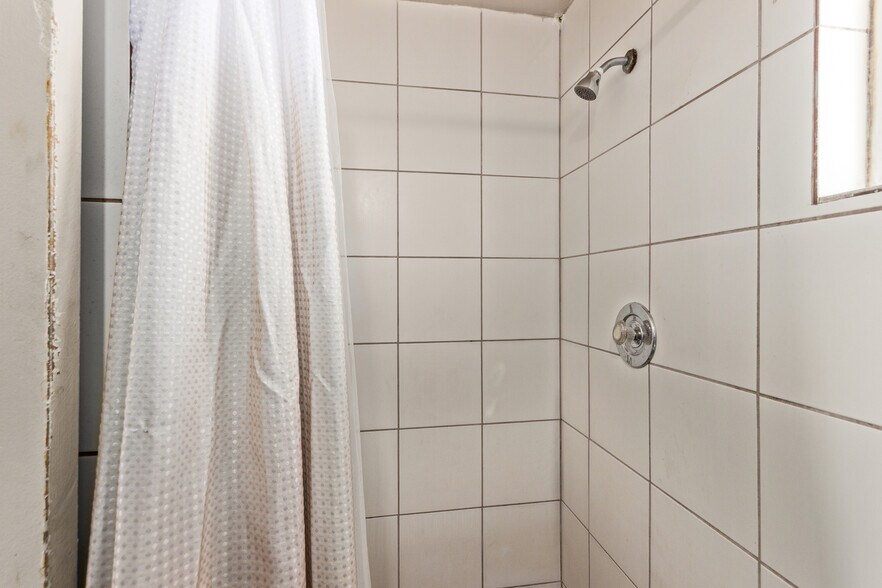 More Photos Of 8008 E Main St, Mesa Hotel For Sale