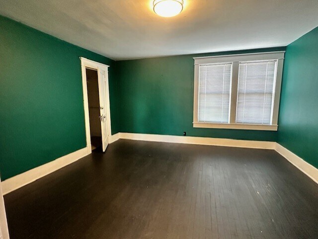 More Photos Of 5809 Bardstown Rd, Louisville Office Residential For Lease