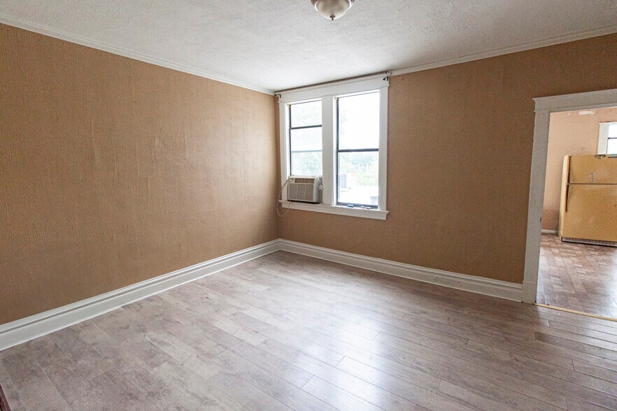 More Photos Of 5003-5005 Gravois Ave, Saint Louis Storefront Retail Residential For Lease