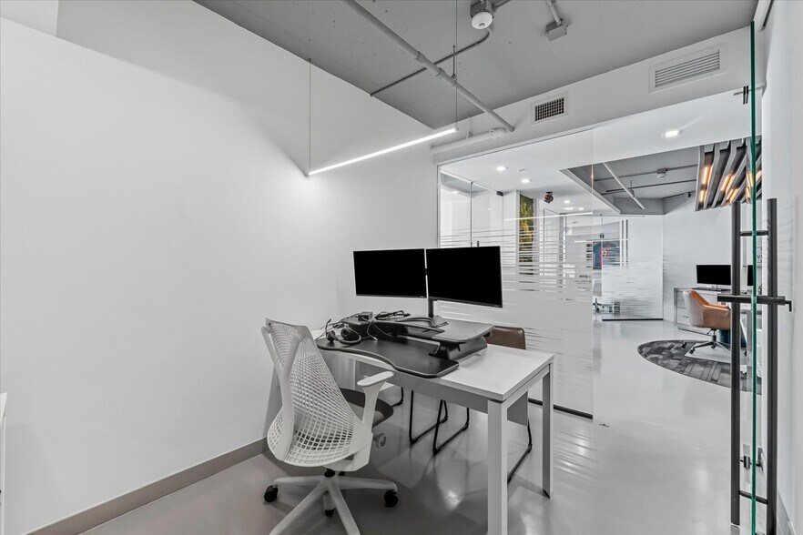 More Photos Of 40 SW 13th St, Miami Office Residential For Sale