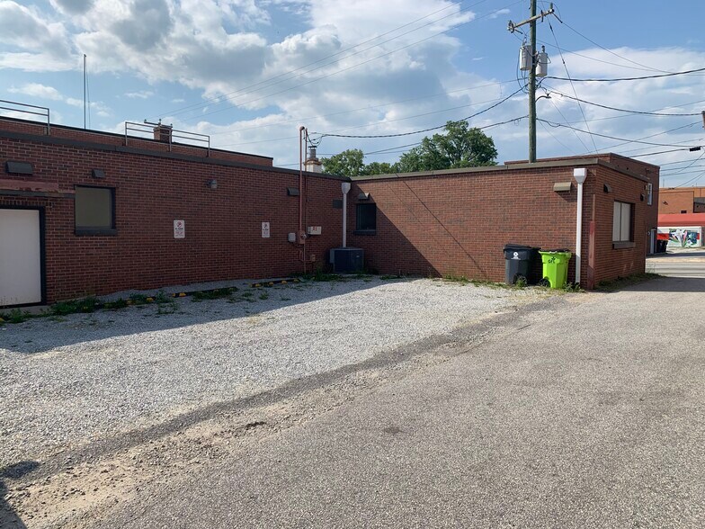 More Photos Of 109 W Atlantic St, South Hill Storefront Retail Office For Sale