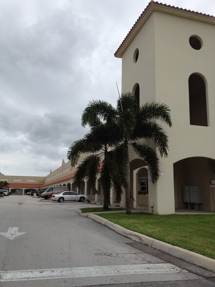 More Photos Of 15420 SW 136th St, Miami Service For Lease