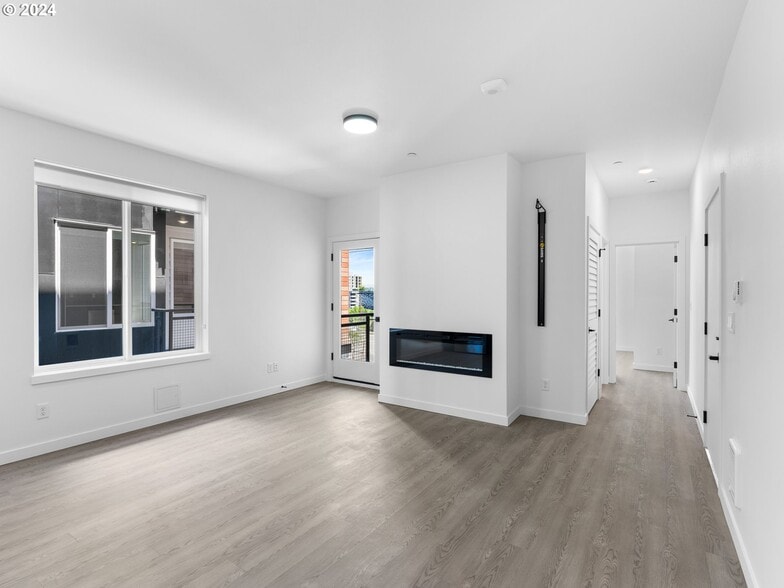 More Photos Of , Portland Multifamily For Sale