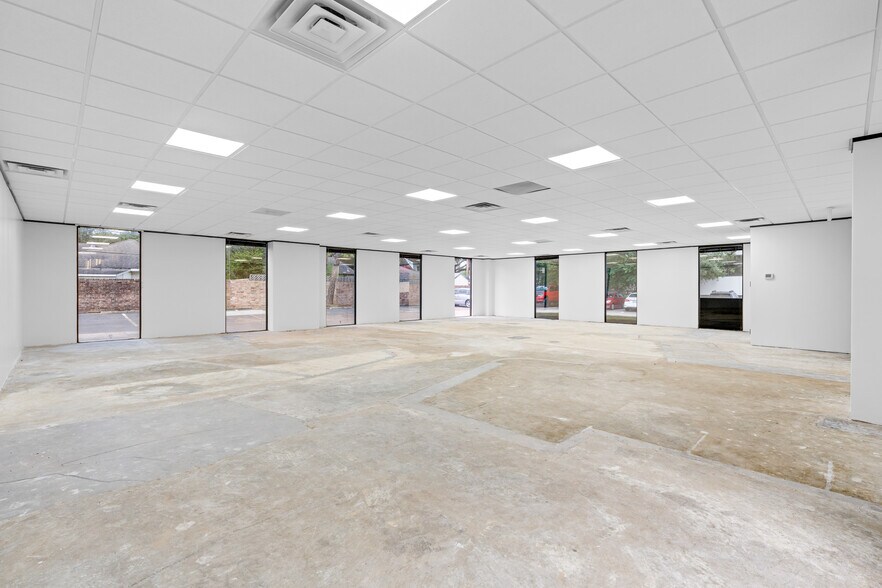 More Photos Of 909 Dairy Ashford Rd, Houston Office For Lease