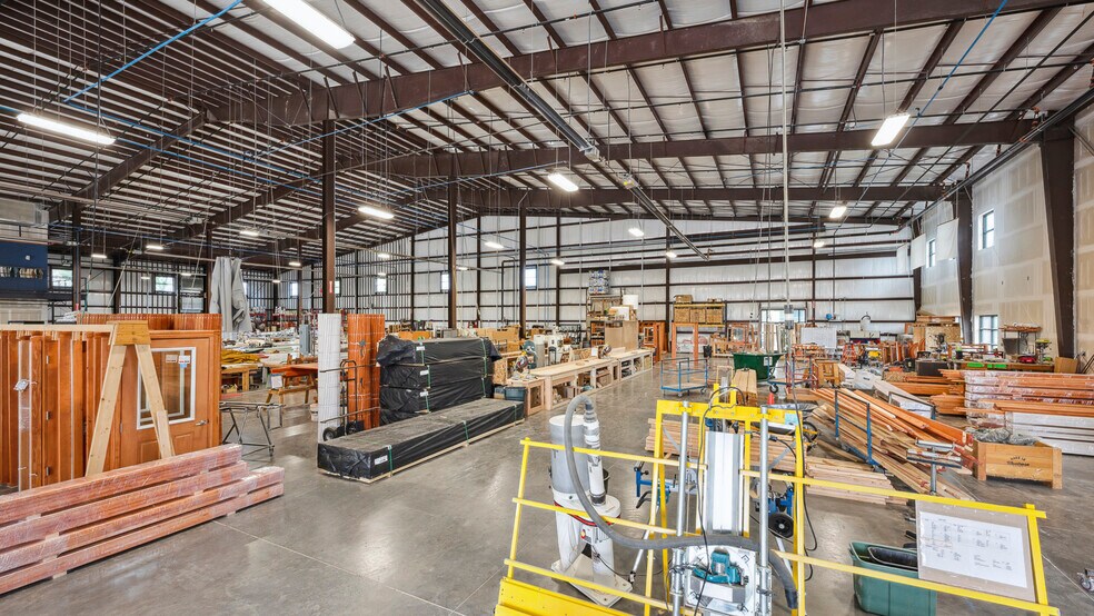 More Photos Of 1227 Mayfly Dr, Montrose Manufacturing For Sale