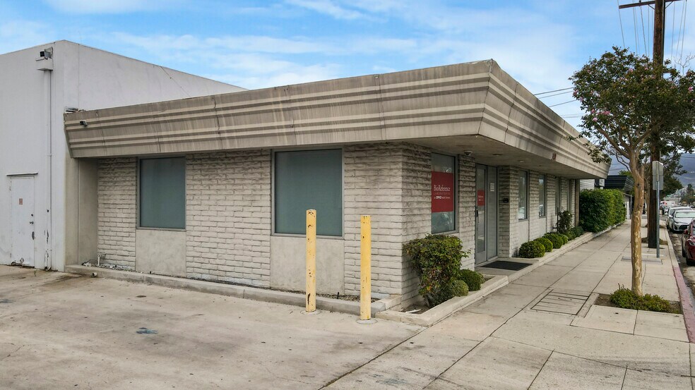 More Photos Of 3401 Winona Ave, Burbank Warehouse For Sale