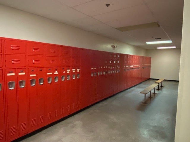 More Photos Of 10 Middletown Ave, North Haven Warehouse For Lease