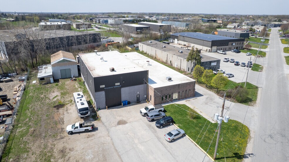 More Photos Of 1725 Rossi Dr, Tecumseh Distribution For Sale