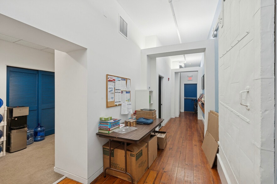 More Photos Of 215 Church St, Philadelphia Office Residential For Lease