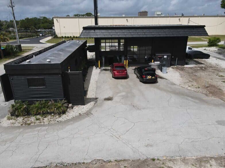 More Photos Of 181 Library Rd, Jacksonville Auto Repair For Lease