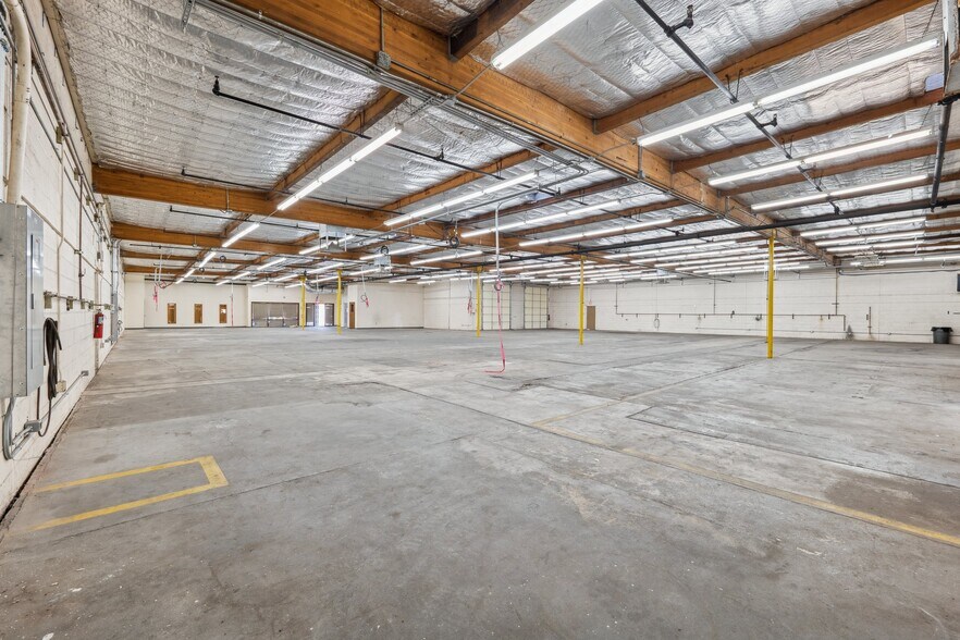 More Photos Of 3207 S Hardy Dr, Tempe Warehouse For Sale