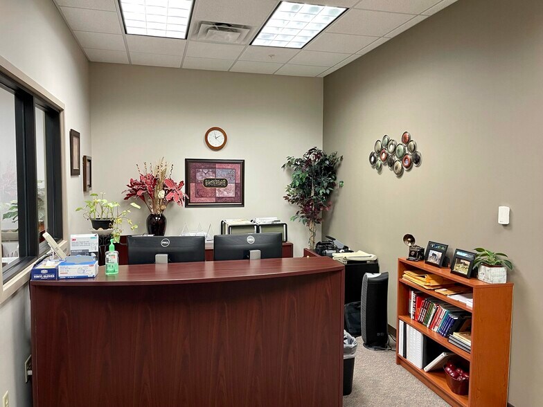 More Photos Of 45 Commerce Dr, Augusta Office For Lease