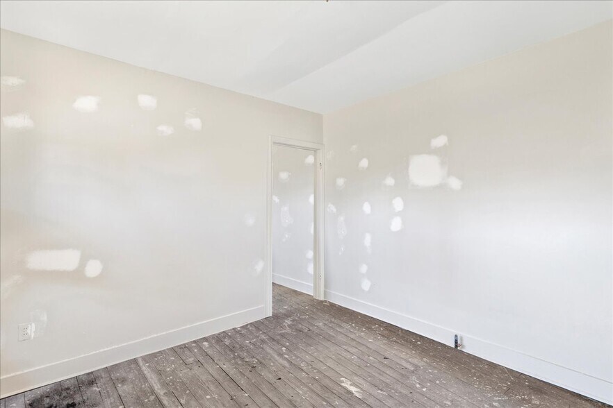 More Photos Of 608 1st St S, Birmingham Apartments For Sale