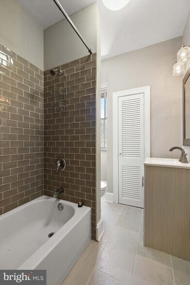 More Photos Of , Wilmington Multifamily For Sale