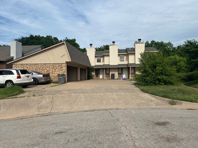 Primary Photo Of 2903 NE Tortoise Dr, Lawton Apartments For Sale