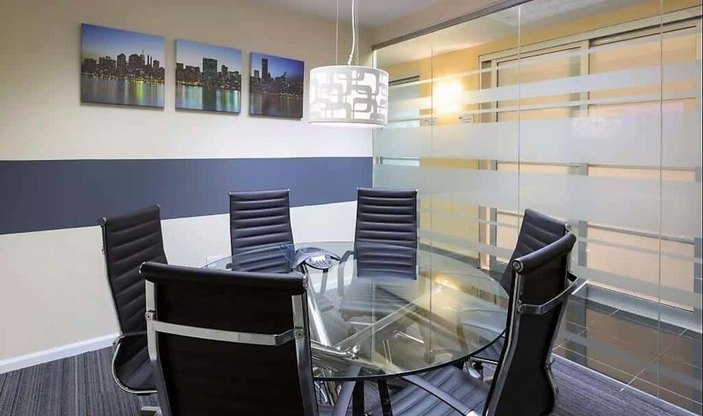 More Photos Of 30 Broad St, New York Coworking Space