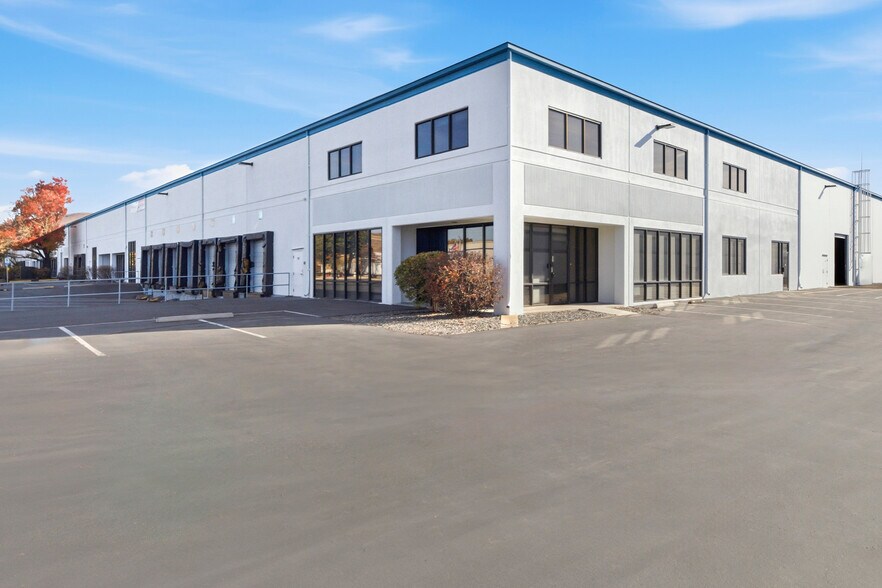 More Photos Of 1095 Spice Islands Dr, Sparks Warehouse For Lease