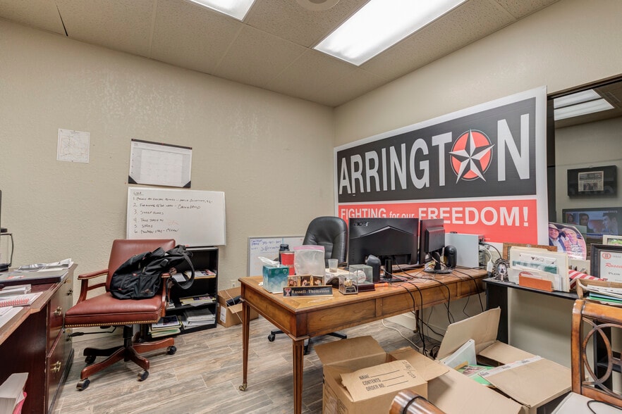 More Photos Of 1312 Texas Ave, Lubbock Office For Sale