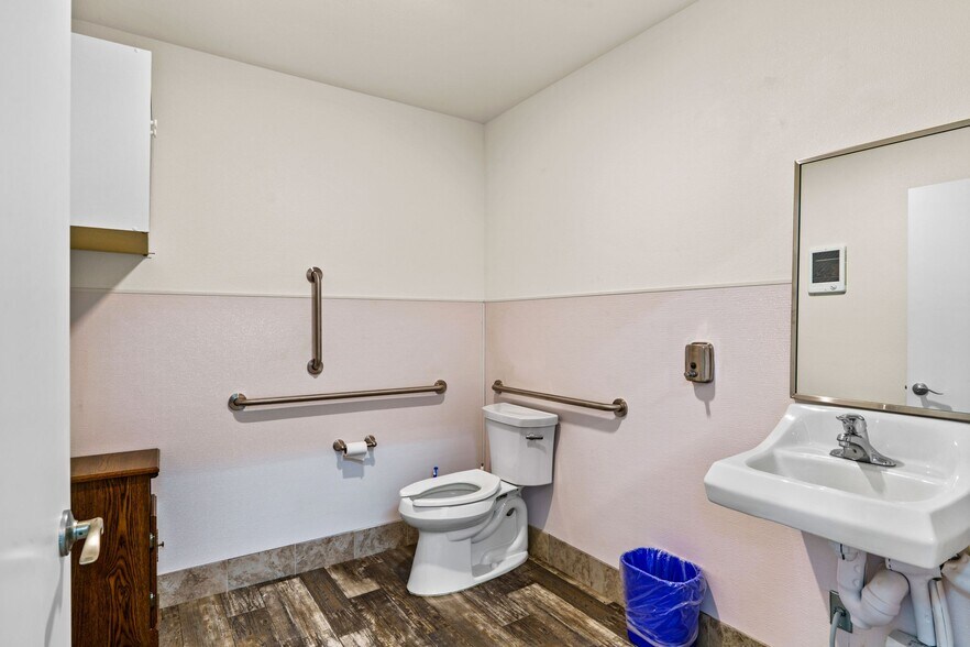 More Photos Of 93303 Prairie Rd, Junction City Industrial For Sale