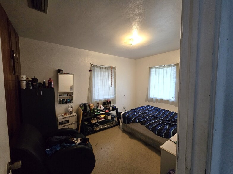More Photos Of 912 Pearl Mary Cir, Plant City Apartments For Sale