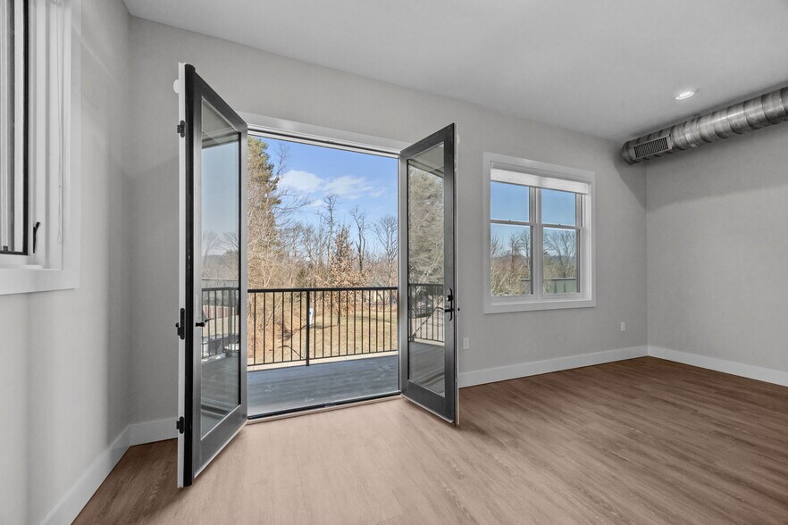 More Photos Of 315 Haywood Rd, Asheville Storefront Retail Residential For Sale