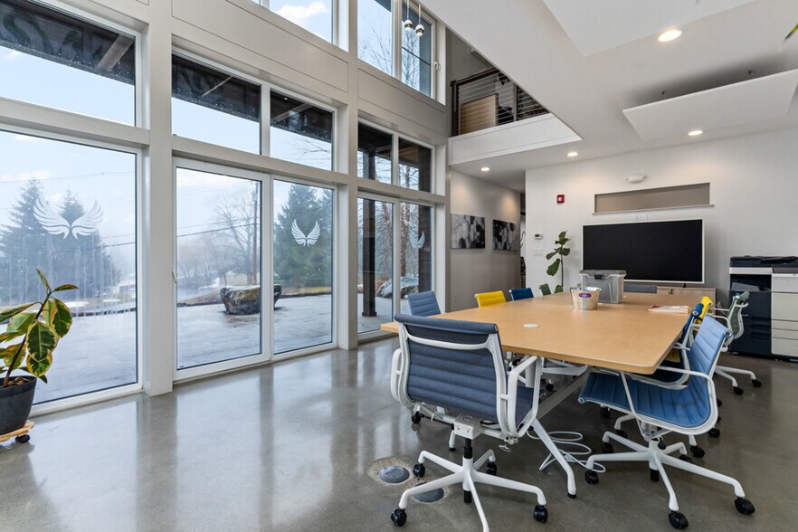 More Photos Of 380 Us Route 1, Falmouth Office Residential For Lease