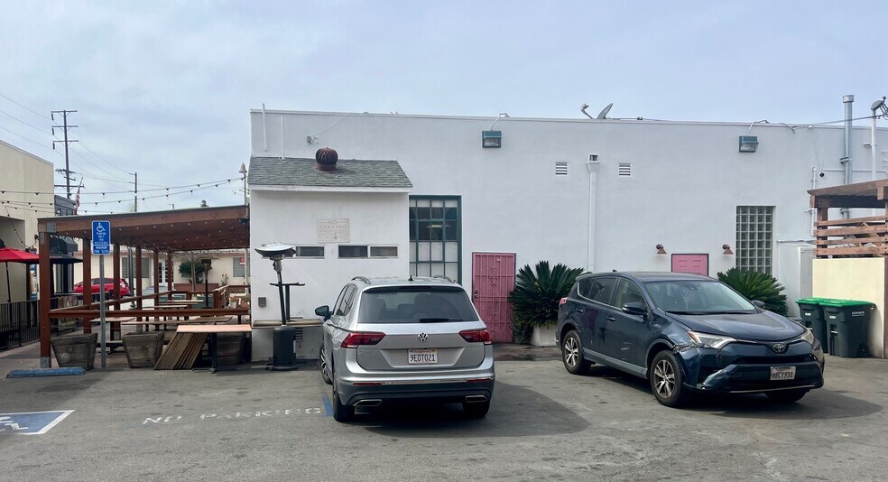 More Photos Of 16922 Bellflower Blvd, Bellflower Restaurant For Sale