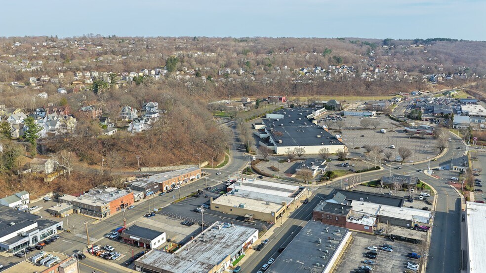 More Photos Of 370 E Main St, Ansonia Restaurant For Sale