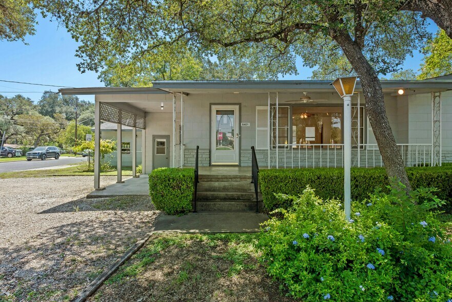 More Photos Of 6401 Menchaca Rd, Austin Flex For Sale