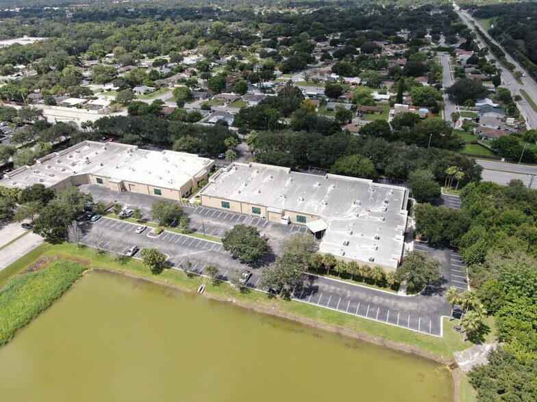 More Photos Of 2821-2837 Cattlemen Rd, Sarasota Office For Lease