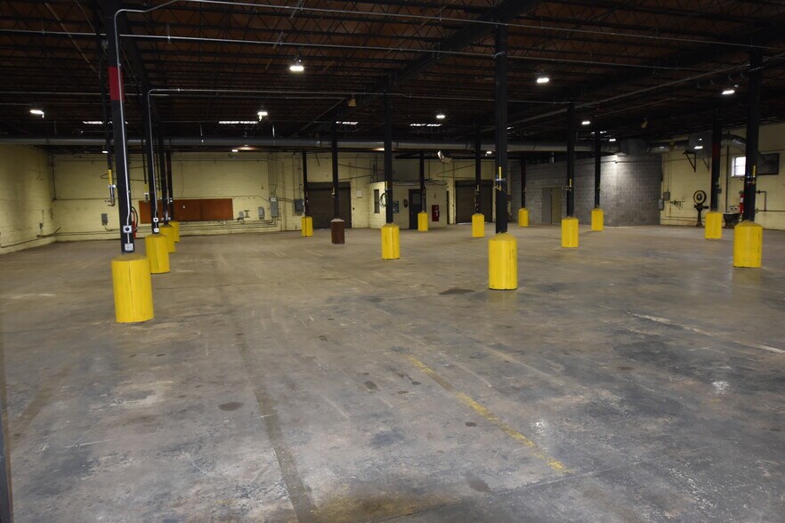 More Photos Of 4301 Rossville Blvd, Chattanooga Service For Lease
