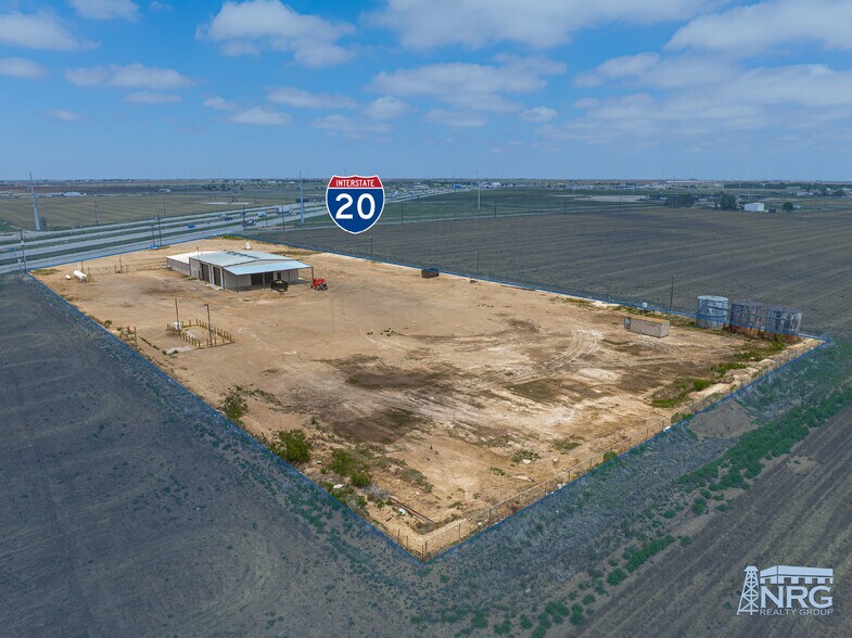 More Photos Of 3334 S Service Rd, Stanton Warehouse For Lease
