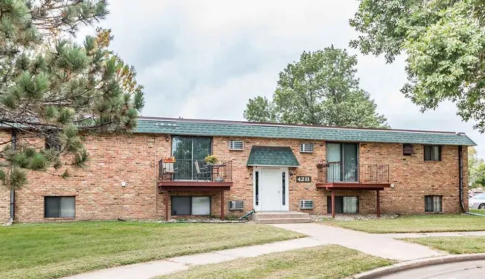 More Photos Of 4101 S West Ave, Sioux Falls Apartments For Sale
