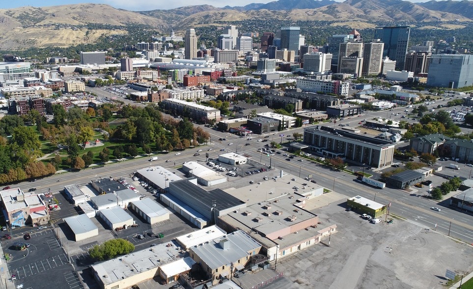 More Photos Of 351 W 400 S, Salt Lake City Freestanding For Lease