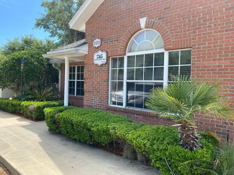 More Photos Of 6817 Southpoint Pky, Jacksonville Unknown For Lease