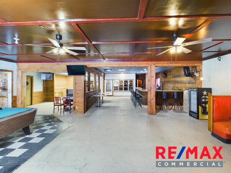 More Photos Of 214 Yellowstone Ave, Cody Bar For Sale