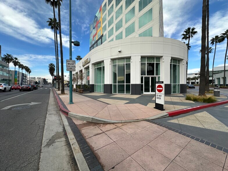 More Photos Of 5200 Lankershim Blvd, North Hollywood Loft Creative Space For Lease