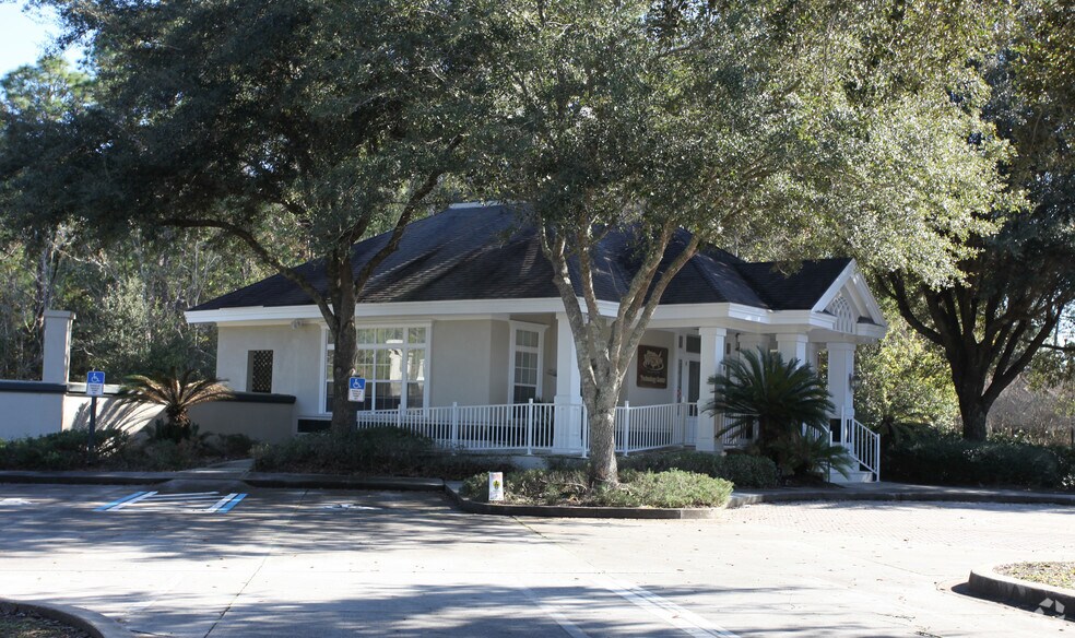 More Photos Of 7825 Deercreek Club Rd, Jacksonville Office For Lease