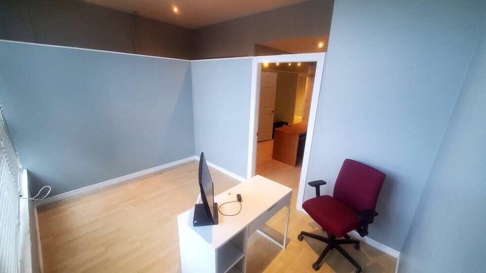 More Photos Of 2071 Kingsway Ave, Port Coquitlam Light Distribution For Lease