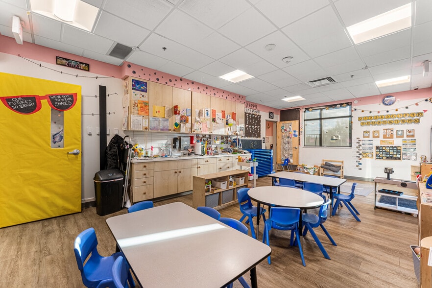 More Photos Of 1001 S Sentinel Ln, Meridian Daycare Center For Sale