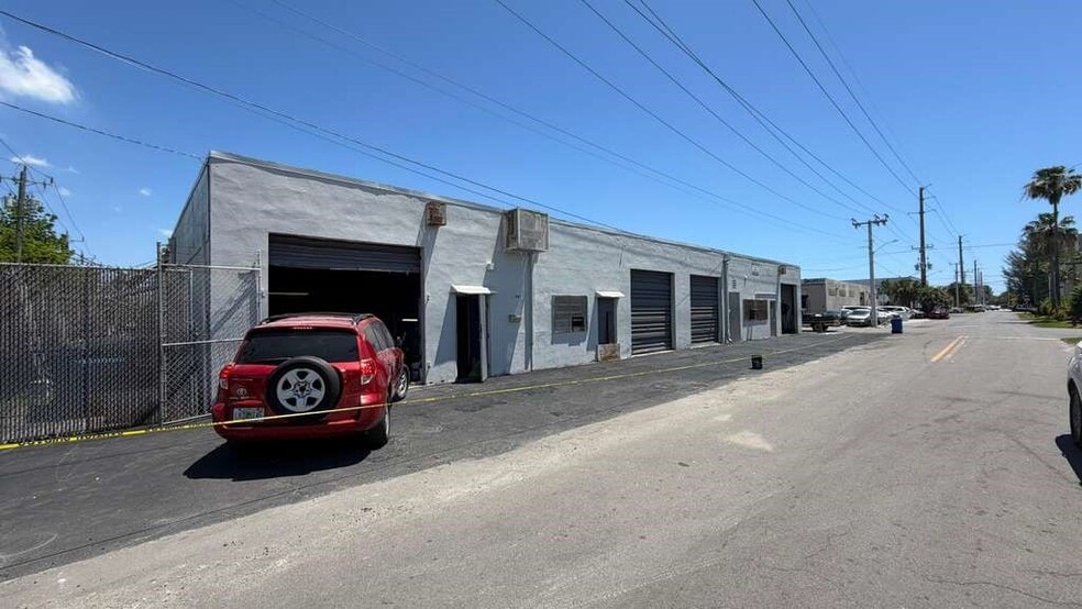 More Photos Of 705 NW 8th Ave, Fort Lauderdale Warehouse For Sale