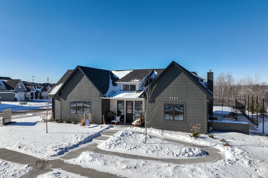 More Photos Of 7343 Walnut Grove Ln N, Maple Grove Apartments For Sale