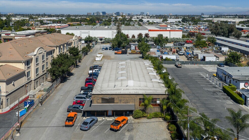 Primary Photo Of 85 Old Tully Rd, San Jose Service For Sale