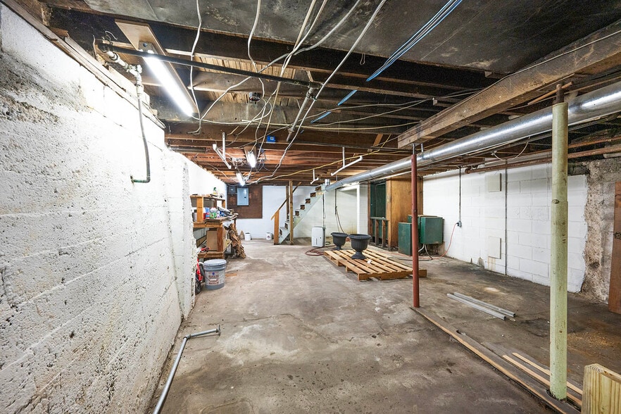 More Photos Of 126 W Main St, Plainfield Storefront For Sale