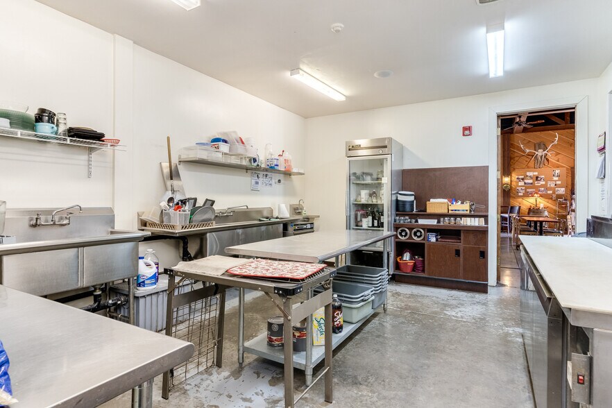 More Photos Of 31101 NE Railroad Ave, Yacolt Winery Vineyard For Sale