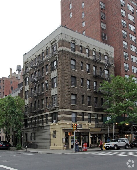 Primary Photo Of 151 E 19th St, New York Apartments For Lease