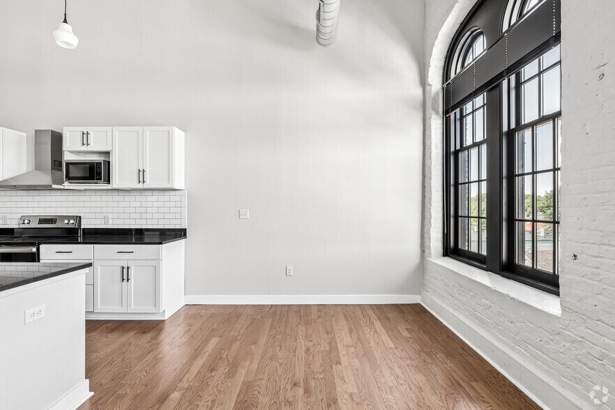 More Photos Of 811-827 Court St, Utica Apartments For Lease